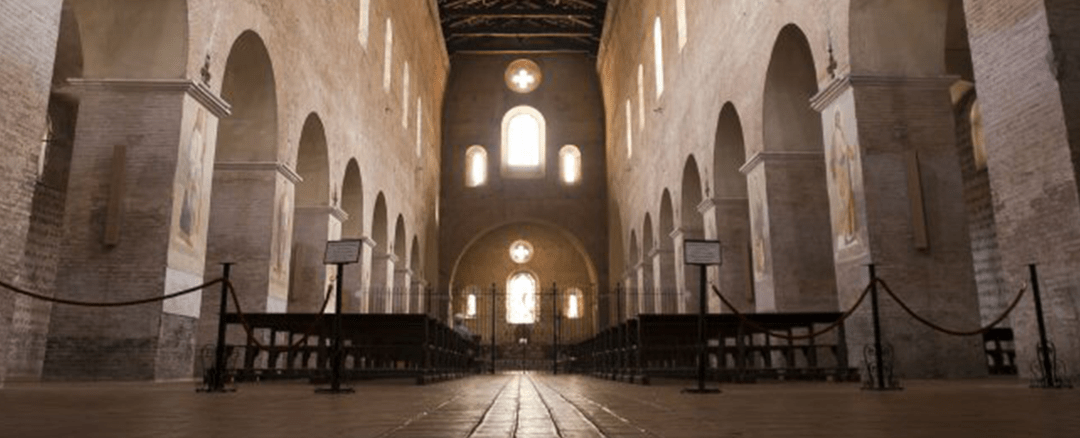 Abbazia Interno